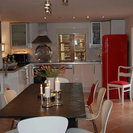 Luxurioeses No 7 Casa vacanze Tating